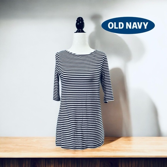 NWOT, Old Navy, 3/4 Sleeve Top, Medium, Black & White - Picture 1 of 8